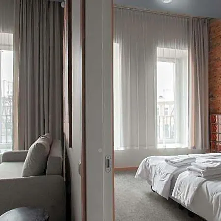 Resume Hotel 4*